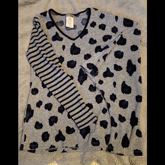 Zoe Tops - Asymmetrical animal print top